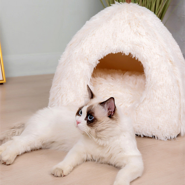 Triangular Cat Litter Box – Private & Space