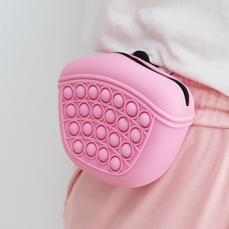 Soft Silicone Pet Treat Pouch with Waist Clip